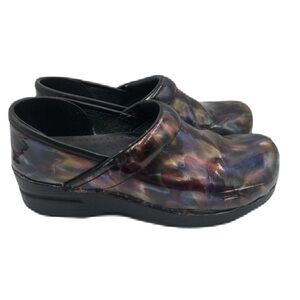 Dansko Women's Slip On Comfy Clogs Rainbow Petro Oil Design 38 EUR 7.5 to 8 US